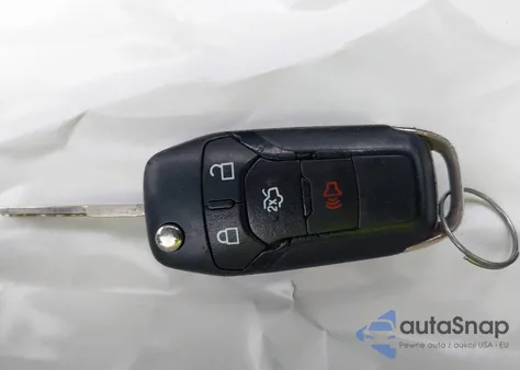 2015 Ford Fusion S z USA, uszkodzony, nr VIN 3FA6P0G75FR272924